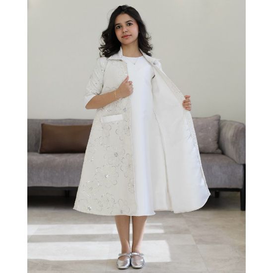 صورة طقم بناتي سكري وجاكيت مطرز بجيوب جانبية | تصميم ملكي - 1194